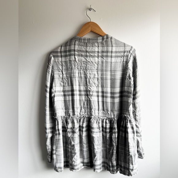 Dex Plaid Flannel Shirt - Picture 3 of 9